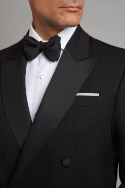 Beaufort Dinner Jacket - Black -Clothing store 2020 08 18 oliver brown0031beaufort dinner jacket 93ede44a a0d5 4926 87e1 cf8b59d7cc23