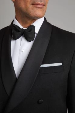 Langton Dinner Jacket - Black -Clothing store 2020 08 18 oliver brown0047langton dinner jacekt d c662e019 09cc 4582 87bc a13024b794dc