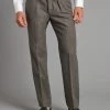 Fox Flannel Pleated Trousers – Grey -Clothing store 230823 OliverBrown Model2869 1