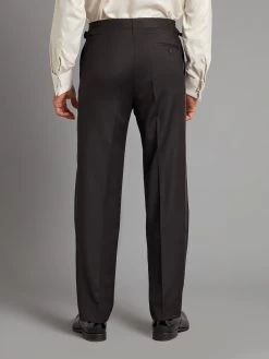 Luxury Carlyle Dinner Suit Loro Piana - Black -Clothing store 230823 OliverBrown Model3370