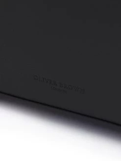 Leather Wash Bag - Black -Clothing store 230928 OliverBrown1636 1