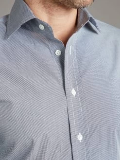 Berwick Shirt Classic Collar - Micro Check - Navy 9 Berwick Shirt Classic Collar - Micro Check - Navy -Clothing store 231110 OliverBrown2018