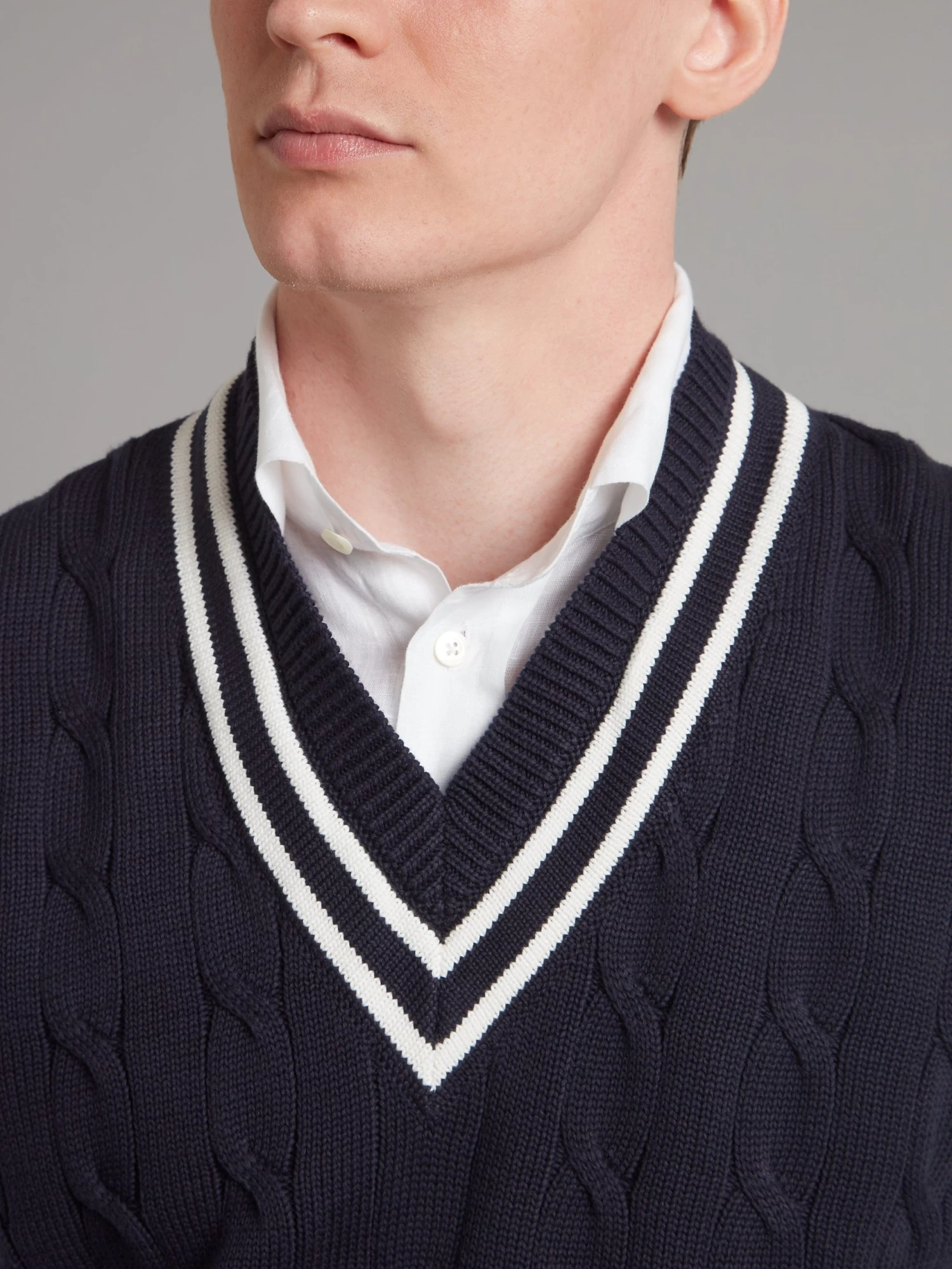Sleeveless Cricket Jumper - Navy/Ecru 4 Sleeveless Cricket Jumper - Navy/Ecru - Image 2